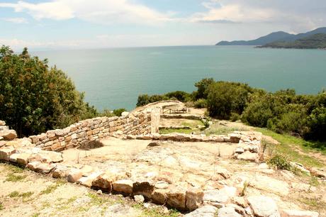 Village d'Aristote sur la mer Egée © P.Faus