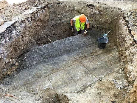 Juliet 2016, 1m50 souto la plaço Sant-Deidié 3061551323.jpg