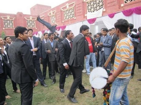 Quelques failles de Matrix dans la vie réelle.