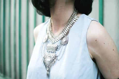 Freesia huge silver necklace