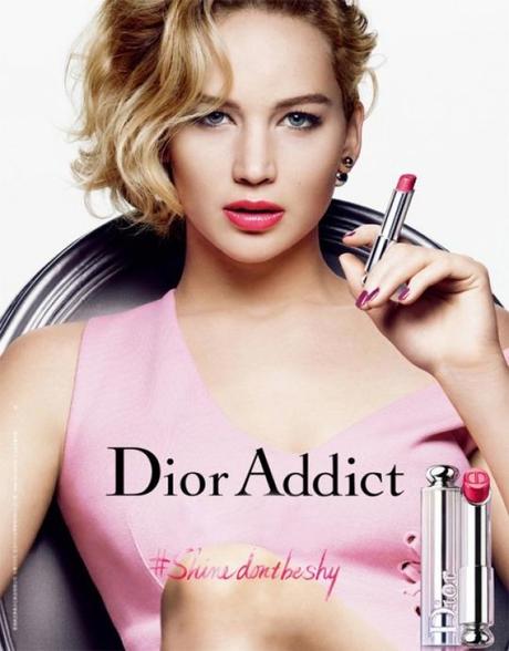 Jennifer Lawrence prête son visage au nouveau Dior Addict Lipstick !