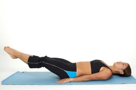 Comment raffermir sa poitrine : 5 exercices, 10 astuces, 4 aliments pour se