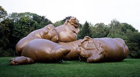 crotte de chien volante, par Paul McCarthy