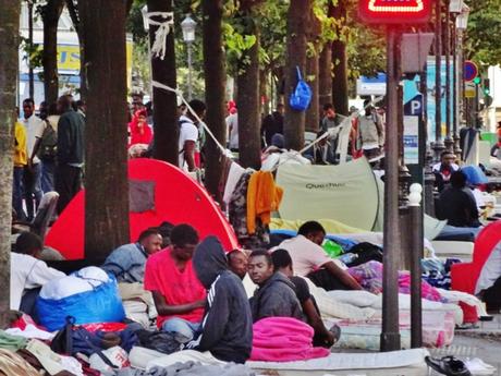 Clandestins : Hidalgo pompissimo !