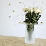 Vase Fall la fleur en valeur par Rémi Casado Vase-Fall-fleur-valeur-Rémi-Casado-4