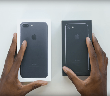 iPhone 7 et iPhone 7 Plus noir de jais les 1ers unboxing