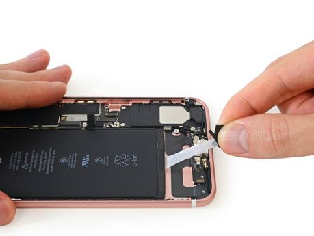 iphone-7-ifixit-batterie