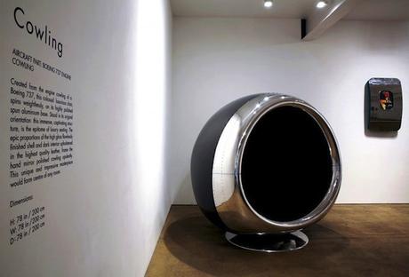 Fallen-Furniture-Created-A-Chair-From-The-Engine-Cowling-Of-A-Boeing-737-03