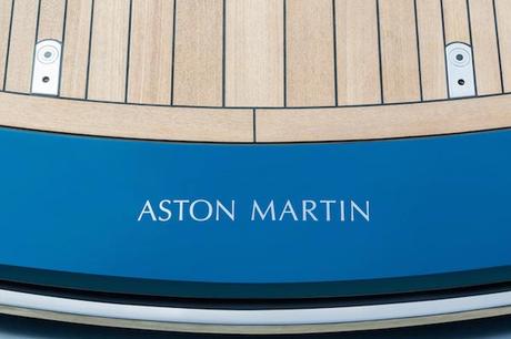 aston-martin-powerboat-8