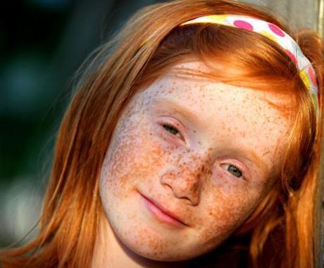 Photo Régul d'Esthederm : l'innovation bronzage pour les peaux tachées 