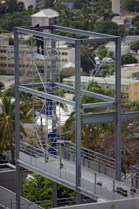 Après le béton - place au métal....