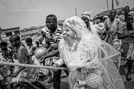 Ghana: Elmina et ses pêcheurs vus par le photographe Tomasz Tomaszewski
