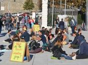 plus grande expérience mondial contact visuel yeux dans