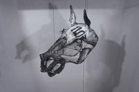 Eglantine Bacro – Textile sculpture horse head