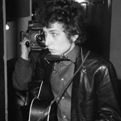 Blonde & Idiote Bassesse Inoubliable**********Highway 61 Revisited de Bob Dylan