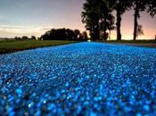 Pologne cette piste cyclable s’illuminer nuit grâce lumière accumulée jour