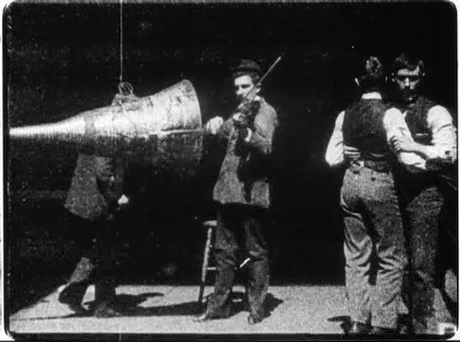 « The Dickson Experimental Sound Film » – Premier film enregistré, son et image en même temps.