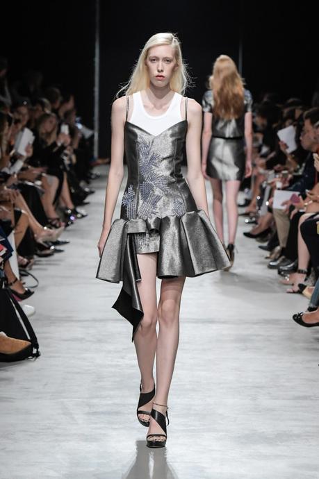 Pixelformula 
womenswear 
ready to wear
prêt a porter
summer 2017
Guy Laroche