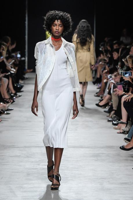 Pixelformula 
womenswear 
ready to wear
prêt a porter
summer 2017
Guy Laroche