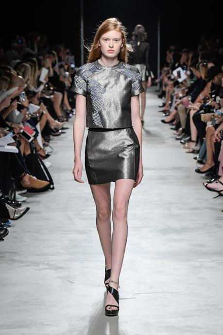 Pixelformula 
womenswear 
ready to wear
prêt a porter
summer 2017
Guy Laroche