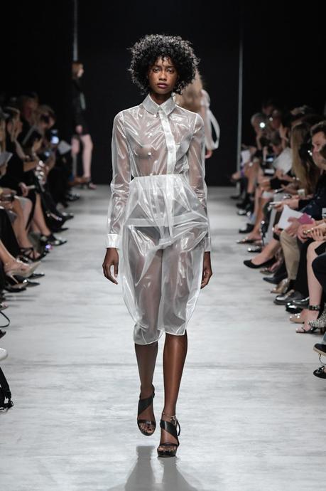 Pixelformula 
womenswear 
ready to wear
prêt a porter
summer 2017
Guy Laroche