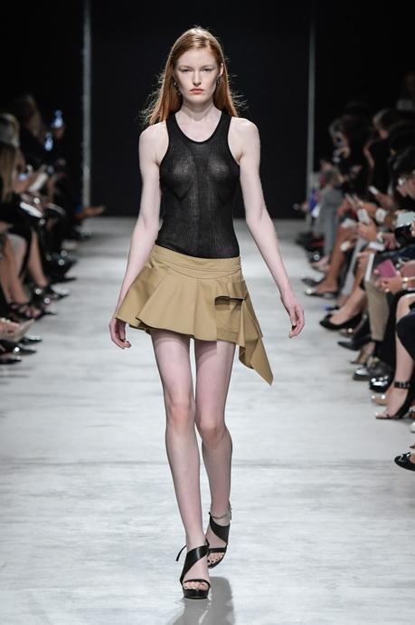 Pixelformula 
womenswear 
ready to wear
prêt a porter
summer 2017
Guy Laroche