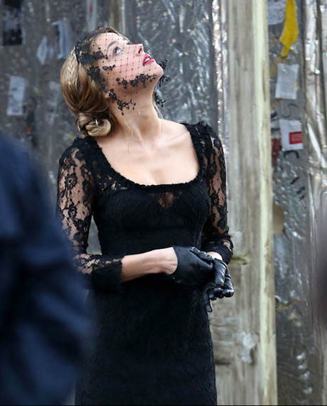 45482_707265439288364_1115490752_n