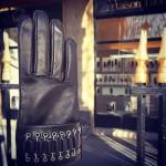 MODE :  Maison Fabre gantier depuis 1924 (Paris)