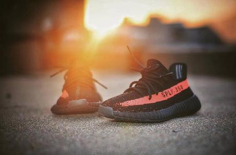 by9612 adidas yeezy boost 350 v2 Core Black Red