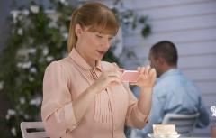 2048x1536-fit_bryce-dallas-howard-regarde-dernier-episode-black-mirror.jpg