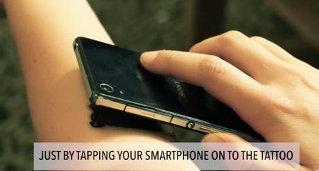 PizzaTattoo : un tatouage connecté en forme de pizza pour commander des PIZZAS