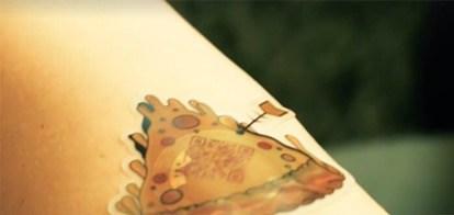 PizzaTattoo : un tatouage connecté en forme de pizza pour commander des PIZZAS
