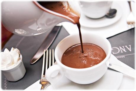 Le chocolat chaud a des bienfait .  Forum Metal  Communauté Metalship