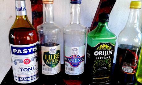 Idriss prince des sables, vendeur d'artisanat et patron de bar à Busua Beach - Ghana