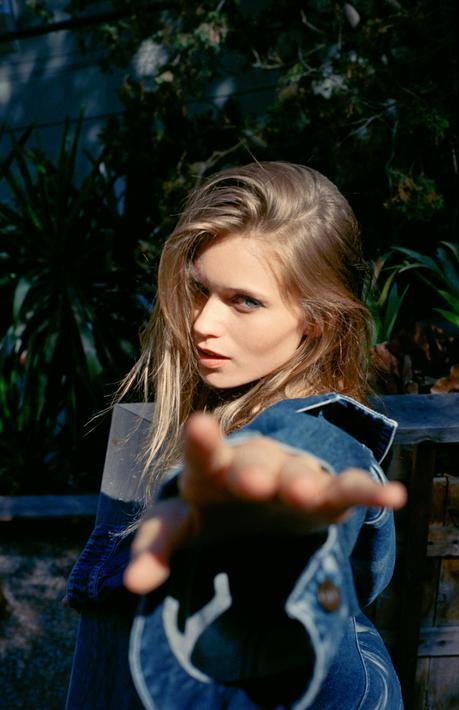 Abbey Lee Kershaw par James Wright & Toby Knott so-it-goes-magazine-autumn-winter-2016-abbey-lee-james-wright-toby-knott-folk-04