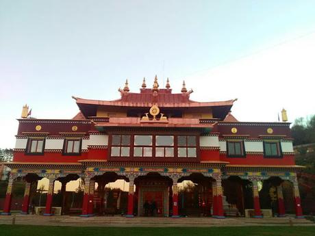 Lérab Ling - Centre de retraite bouddhiste tibétain - temple bouddhiste - Lodève - Montpellier