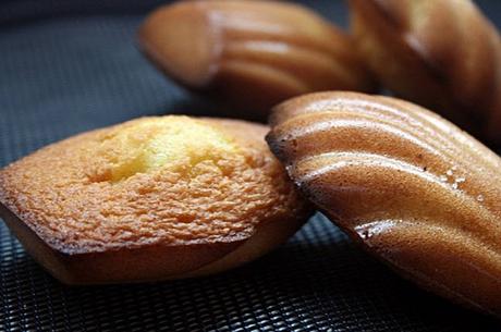 Recette de Madeleines au caramel et fruits secs  cuisine marocaine à base de