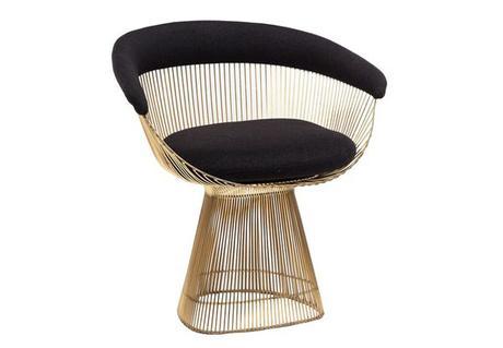 juste une touche de noir chaise platner