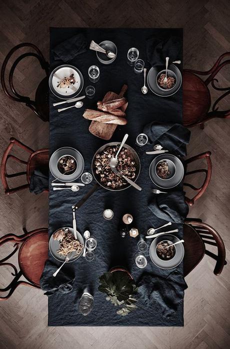 juste une touche de noir table nappe en lin noir