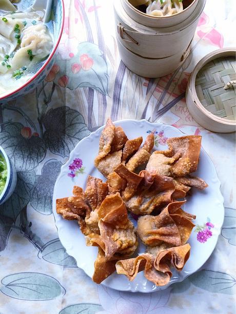 Wan tans au poulet à la mode sino-mauricienne en soupe, à la vapeur ou frits, c’est un régal ! Wan tans frits