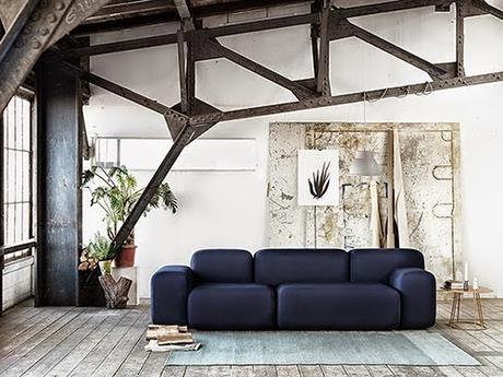 Collectif Project Inside / Du bleu nuit pour un sofa /