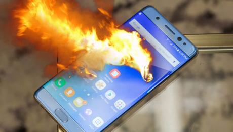 Un smartphone Galaxy explose à Pau et cette fois c'est un J5