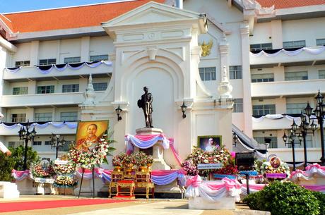23 octobre 2016: Udonthani: Commémoration de la mort du Roi Chulalongkorn (Rama V)