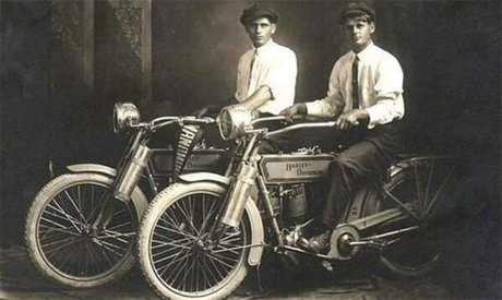 harley and the davidsons - les premières motos