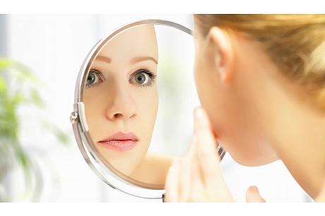 Comment choisir sa routine de soins de visage adaptée