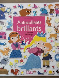 Feuilletage d'albums #33 : Jouer et lire avec les contes revisités : Autocollants brillants Le Chat botté/ La Reine des neiges - Mes contes préférés à écouter - Les héros de contes de fées