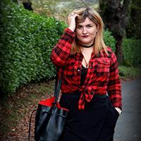 Se tenir à carreaux – French Curves Challenge petit four et talon haut