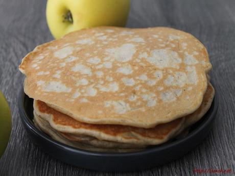 Pancakes aux pommes râpées et cannelle