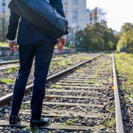 L’explorateur chic balmain loding the nines hacter