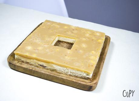Tarte Cheesecake au caramel beurre salé à la pomme / Défi cuisine Américaine Tarte Cheesecake au caramel beurre salé à la pomme / Défi cuisine Américaine